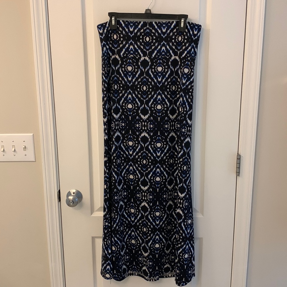 Kaleidoscope Printed Cotton Like Maxi Skirt